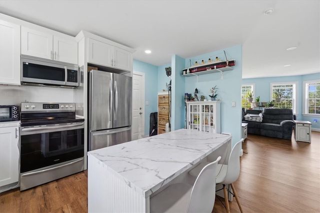 858 Broad Street, Providence, RI 02907
