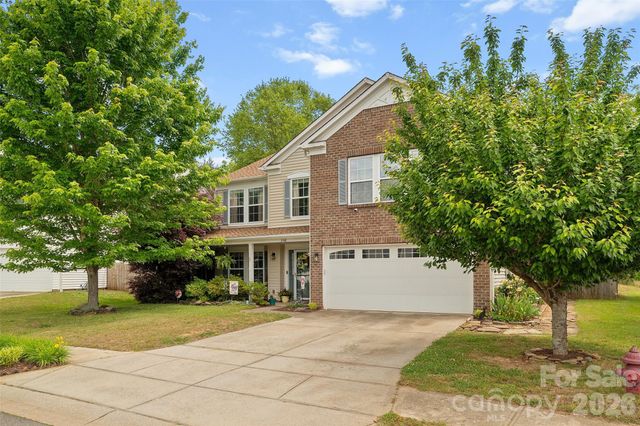 3248 Pikes Peak Drive, Gastonia, NC 28052