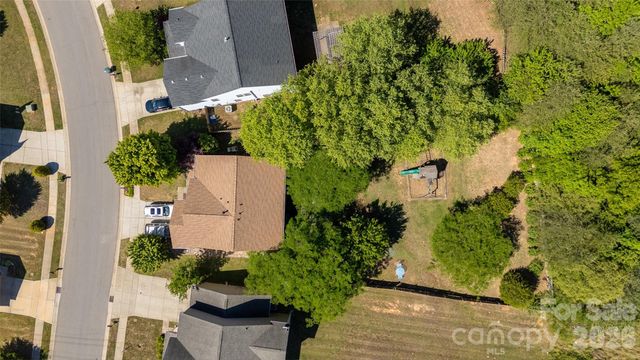 3248 Pikes Peak Drive, Gastonia, NC 28052