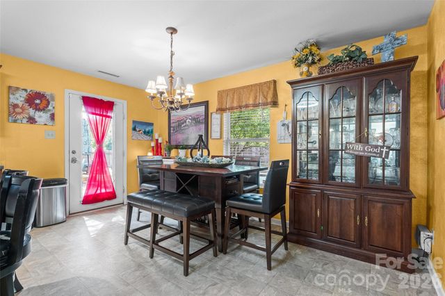 3248 Pikes Peak Drive, Gastonia, NC 28052