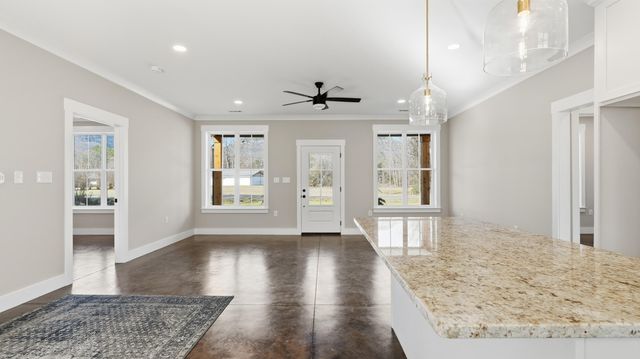 208 Old State Hwy 28, Whitwell, TN 37397