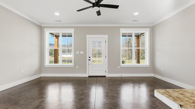 208 Old State Hwy 28, Whitwell, TN 37397