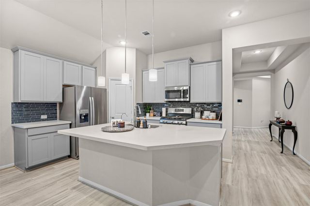3707 Amoroso Drive, Iowa Colony, TX 77583