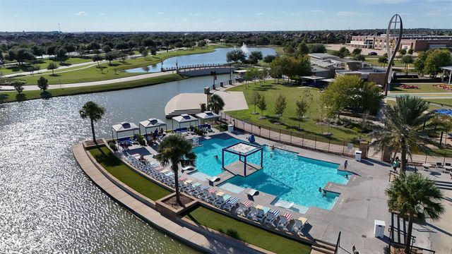 3707 Amoroso Drive, Iowa Colony, TX 77583