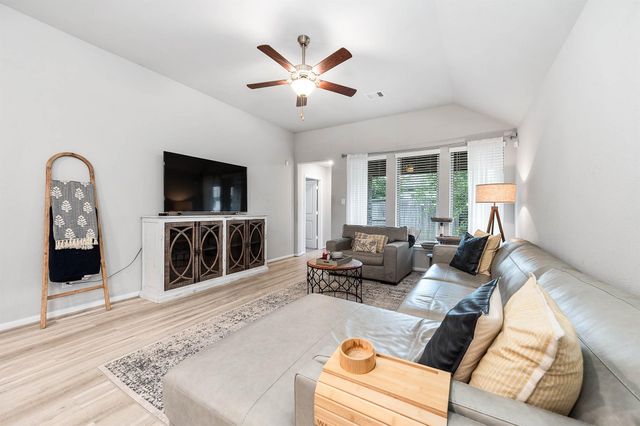 3707 Amoroso Drive, Iowa Colony, TX 77583