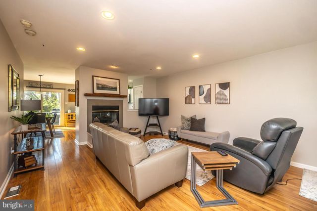 324 HUNTINGTON CT, West Chester, PA 19380