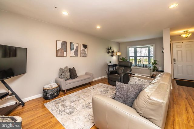 324 HUNTINGTON CT, West Chester, PA 19380