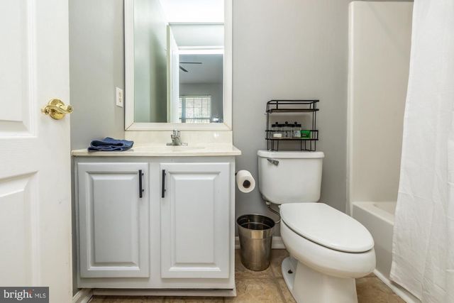 324 HUNTINGTON CT, West Chester, PA 19380