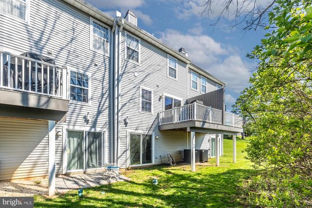 324 HUNTINGTON CT, West Chester, PA 19380