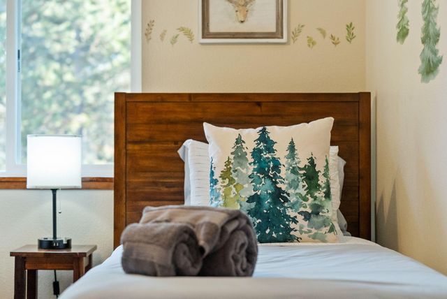 56058 Snow Goose Road, Bend, OR 97707