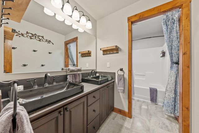 56058 Snow Goose Road, Bend, OR 97707