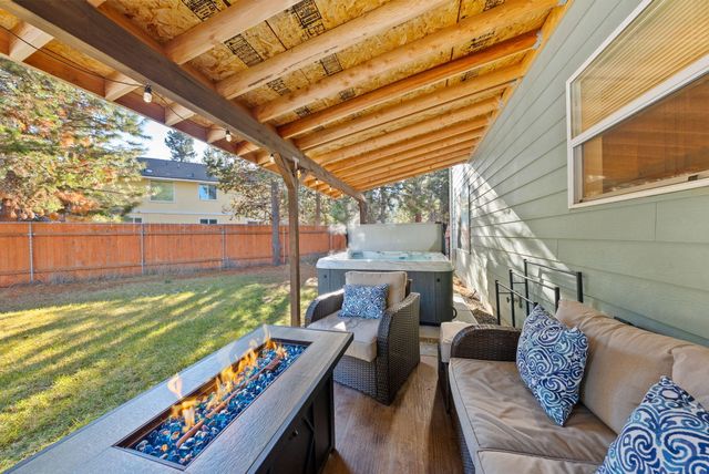 56058 Snow Goose Road, Bend, OR 97707