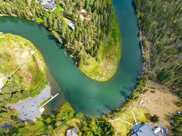 56058 Snow Goose Road, Bend, OR 97707