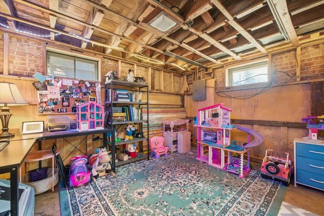 1016 Hull Avenue, Westchester, IL 60154