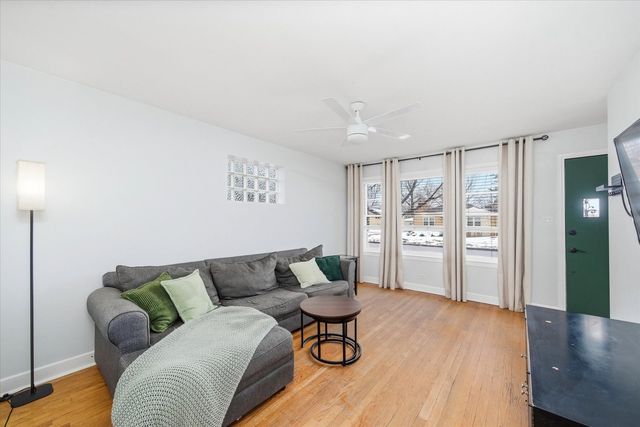 1016 Hull Avenue, Westchester, IL 60154