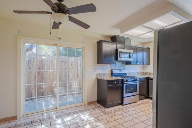 720 Clearview Drive, Hollister, CA 95023