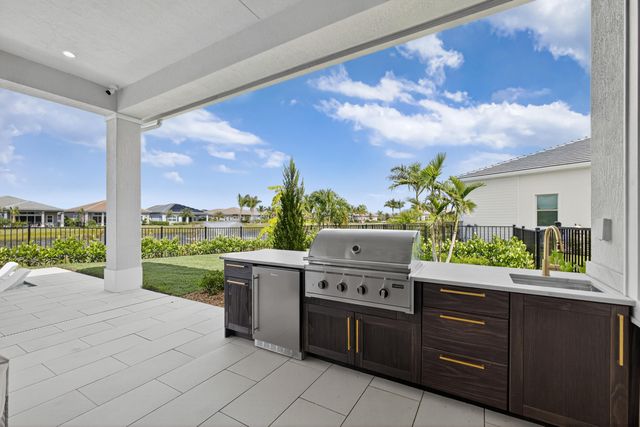 10109 Driftwood Way, Palm Beach Gardens, FL 33412