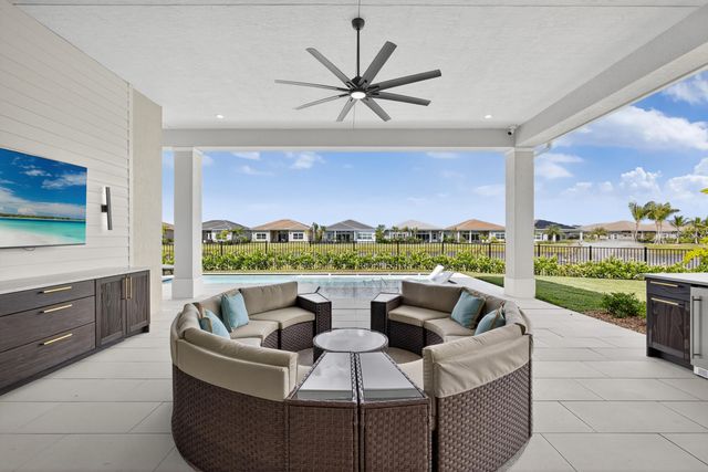 10109 Driftwood Way, Palm Beach Gardens, FL 33412