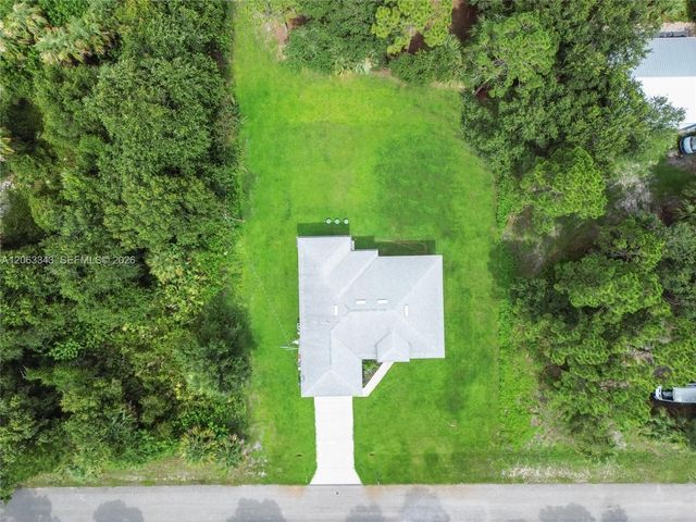 516 DAYTON AVE, Lehigh Acres, FL 33972