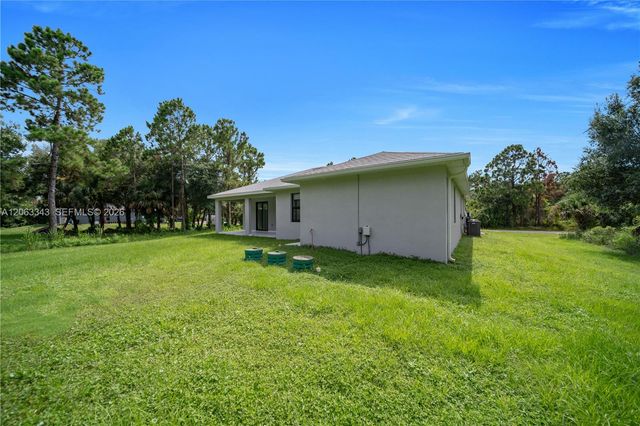 516 DAYTON AVE, Lehigh Acres, FL 33972