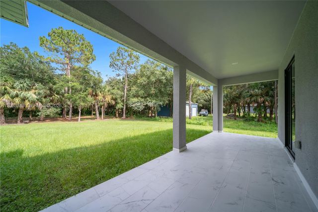 516 DAYTON AVE, Lehigh Acres, FL 33972