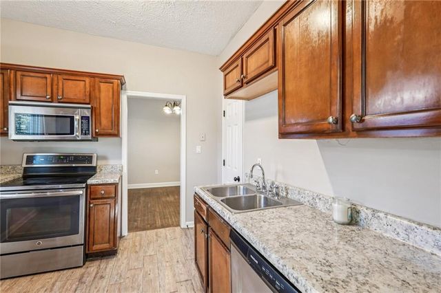 1450 St. Francis Avenue, Atlanta, GA 30344