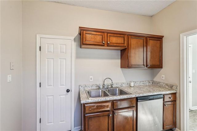 1450 St. Francis Avenue, Atlanta, GA 30344