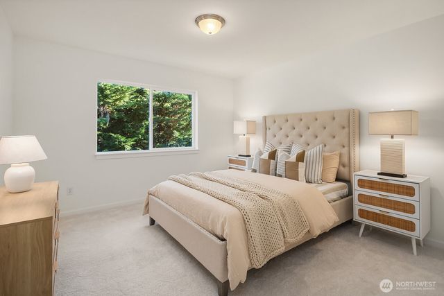 16137 Northup Way, Bellevue, WA 98008