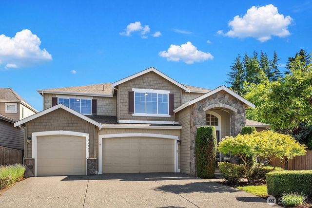 16137 Northup Way, Bellevue, WA 98008