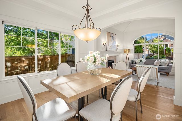 16137 Northup Way, Bellevue, WA 98008