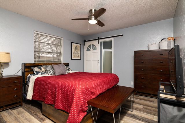 6020 Harrison Way, Watauga, TX 76148