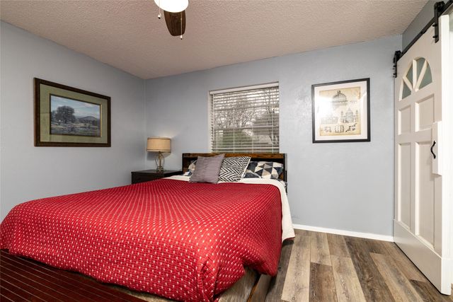 6020 Harrison Way, Watauga, TX 76148