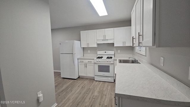 1700 NJ 37 W 112-11, Toms River, NJ 08757