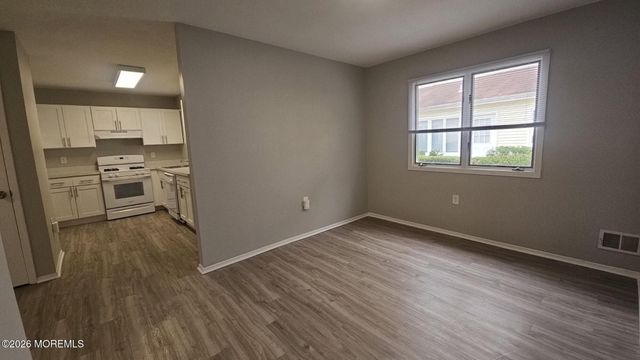 1700 NJ 37 W 112-11, Toms River, NJ 08757