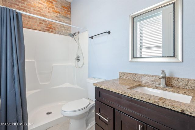 105 N 2ND Street, Palatka, FL 32177