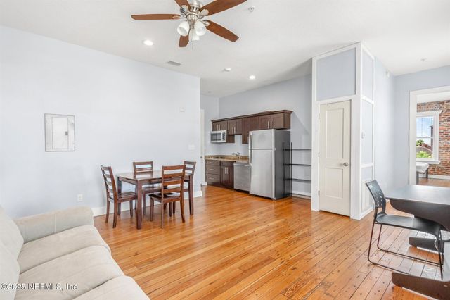 105 N 2ND Street, Palatka, FL 32177