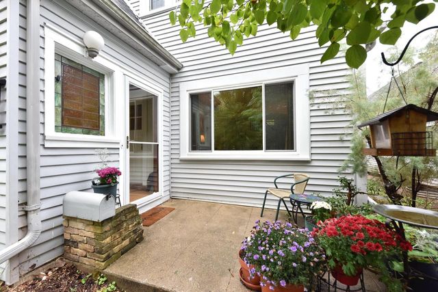 2108 E Jarvis STREET, Shorewood, WI 53211