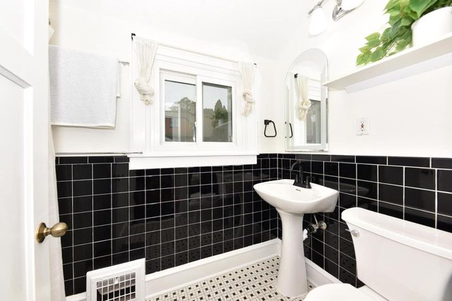 2108 E Jarvis STREET, Shorewood, WI 53211
