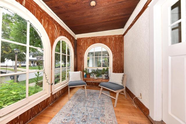 2108 E Jarvis STREET, Shorewood, WI 53211