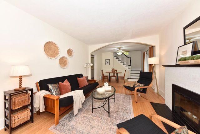 2108 E Jarvis STREET, Shorewood, WI 53211