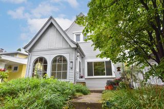 2108 E Jarvis STREET, Shorewood, WI 53211