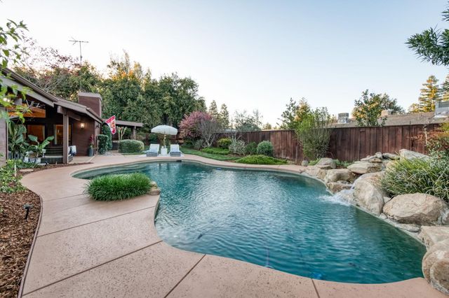 3646 W Spruce Avenue, Fresno, CA 93711