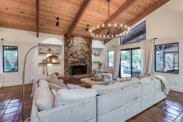 3646 W Spruce Avenue, Fresno, CA 93711