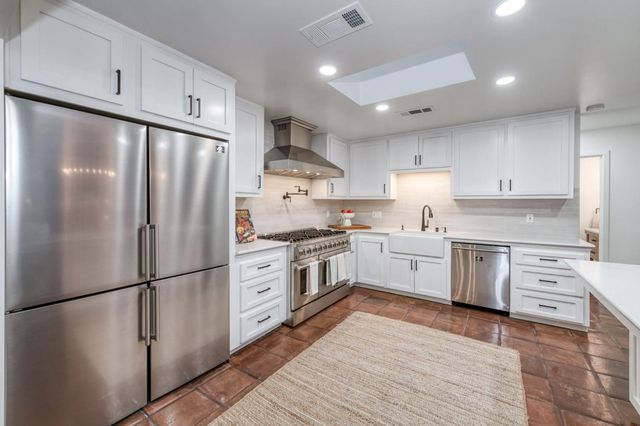 3646 W Spruce Avenue, Fresno, CA 93711