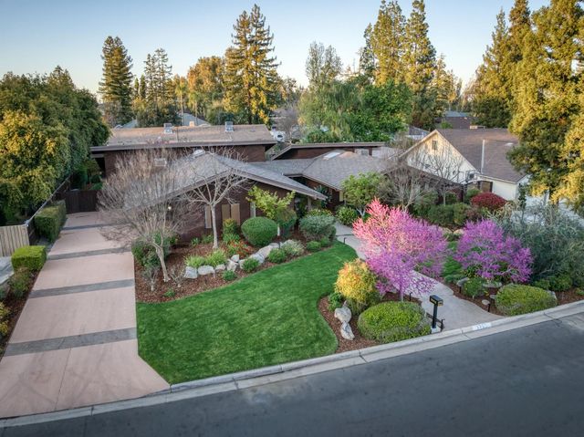 3646 W Spruce Avenue, Fresno, CA 93711