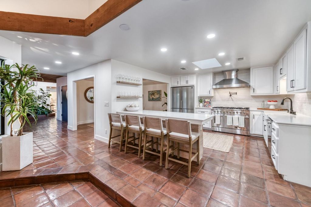 Image 24 of property listing at 3646 W Spruce Avenue, Fresno, CA 93711