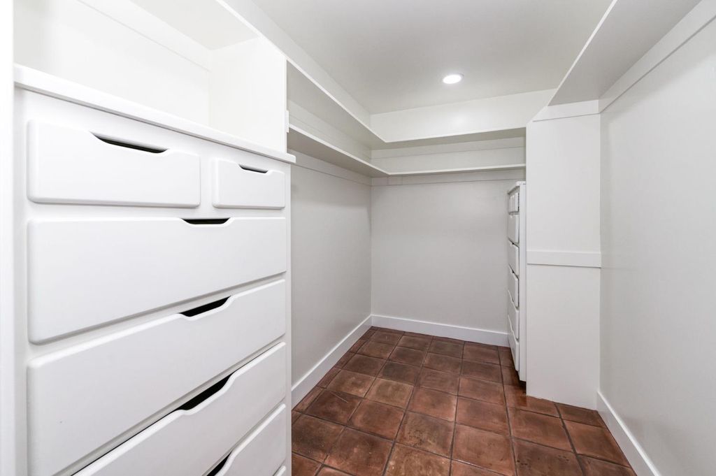 Image 40 of property listing at 3646 W Spruce Avenue, Fresno, CA 93711