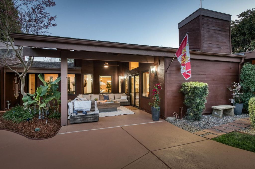 Image 54 of property listing at 3646 W Spruce Avenue, Fresno, CA 93711