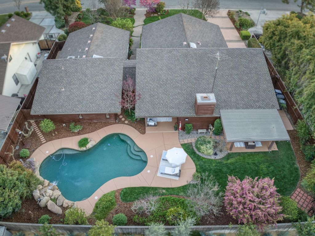 Image 67 of property listing at 3646 W Spruce Avenue, Fresno, CA 93711