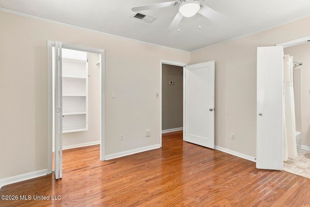 402 W Main Street, Raymond, MS 39154